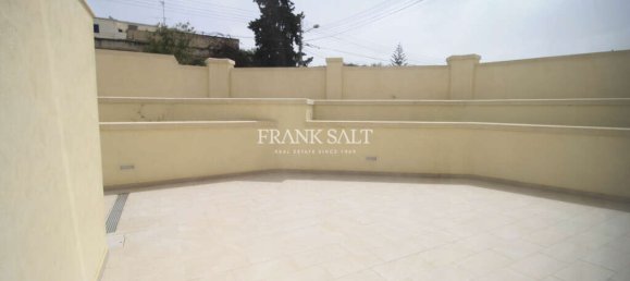 4 bedrooms Villa in Iklin, Malta No. 9516 5