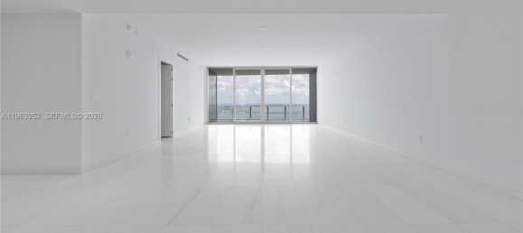 3 Schlafzimmer Gewerbliche Immobilien in Miami, USA, Nr. 614362 3