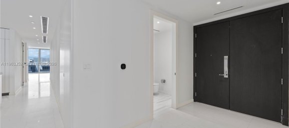 3 Schlafzimmer Gewerbliche Immobilien in Miami, USA, Nr. 614362 14