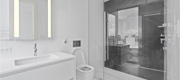 3 Schlafzimmer Gewerbliche Immobilien in Miami, USA, Nr. 614362 22