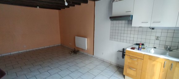 Casa de 2 dormitorios en Reuilly, France No. 93329 2