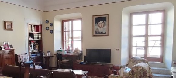 3 bedrooms Apartment in Carrara, Italy No. 192975 3