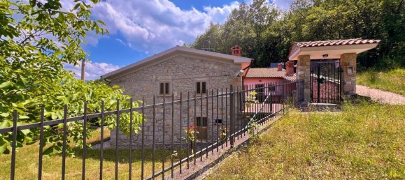 Дом с 8 комнатами в Вилла Санта Мария, Италия № 252324 26