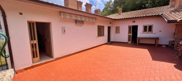 Дом с 8 комнатами в Вилла Санта Мария, Италия № 252324 38