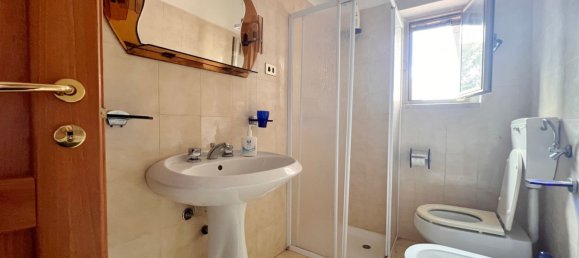 Дом с 8 комнатами в Вилла Санта Мария, Италия № 252324 17