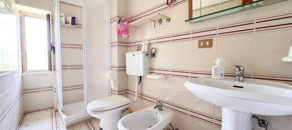 Дом с 8 комнатами в Вилла Санта Мария, Италия № 252324 9