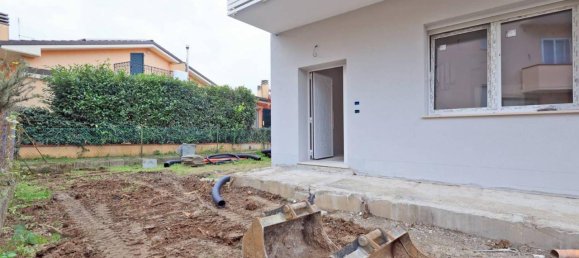 5 rooms House in Rimini, Italy No. 162727 4