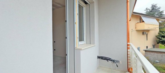 5 rooms House in Rimini, Italy No. 162727 6