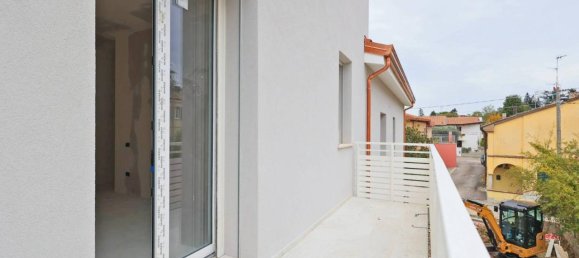 5 rooms House in Rimini, Italy No. 162727 7