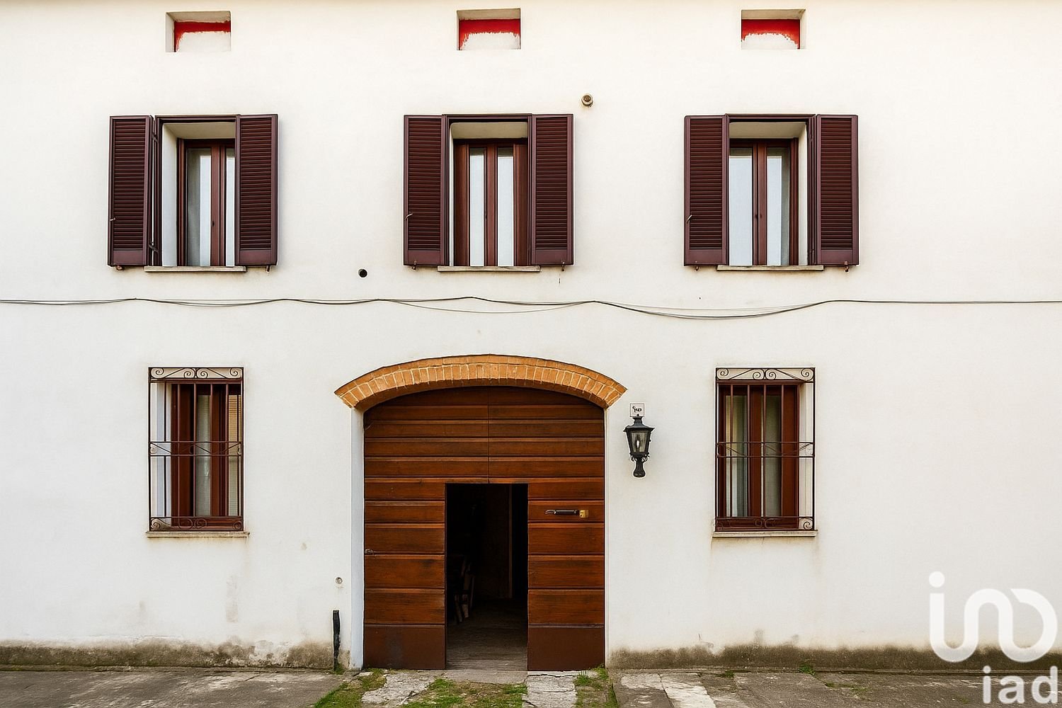 472m² Building in Gazzuolo, Italy No. 392694