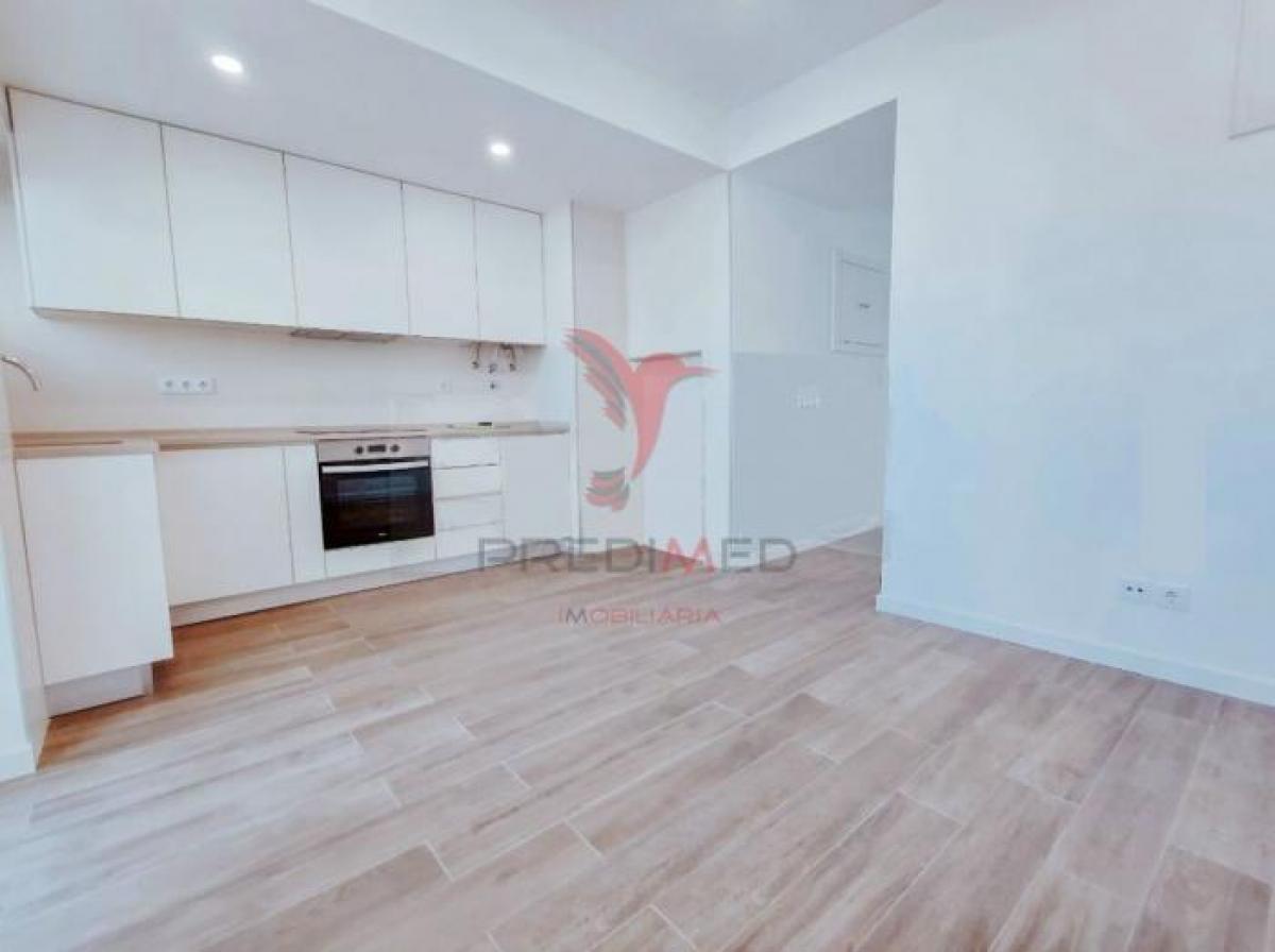 3 Schlafzimmer Wohnung in Lisbon, Portugal, Nr. 4811