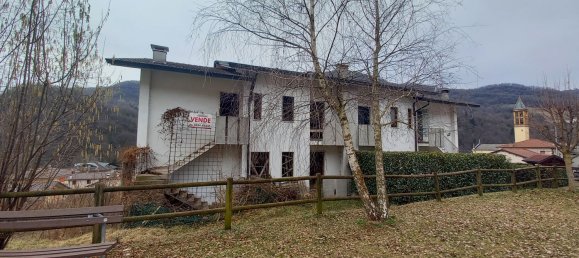 4 bedrooms Apartment in Altissimo, Italy No. 72302 6