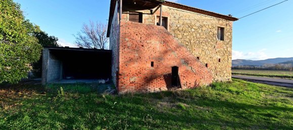 8-salle Entrepôt à Castiglion Fiorentino, Italy No. 125210 10