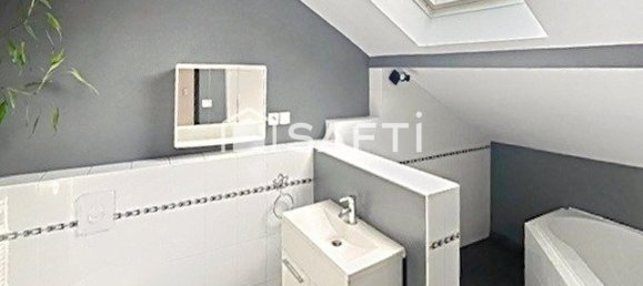2 bedrooms House in Bethoncourt, France No. 199898 9