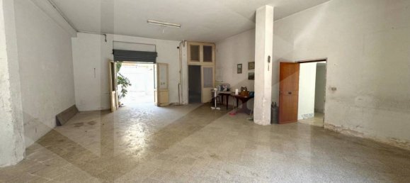 Imóvel comercial de 4 divisões em Noicattaro, Italy N.º 28447 6