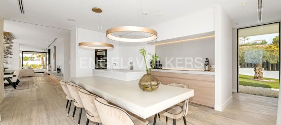 Villa de 7 dormitorios en Málaga, Spain No. 58195 5