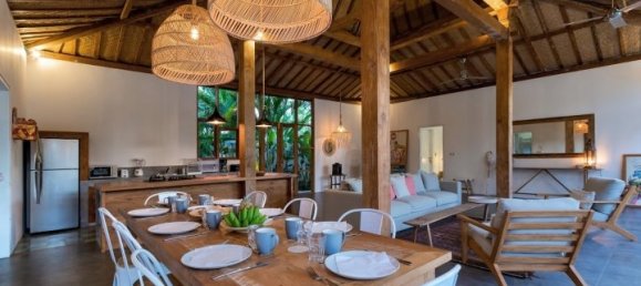 4 bedrooms Villa in Seminyak, Indonesia No. 3230 13