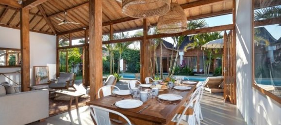 4 bedrooms Villa in Seminyak, Indonesia No. 3230 11