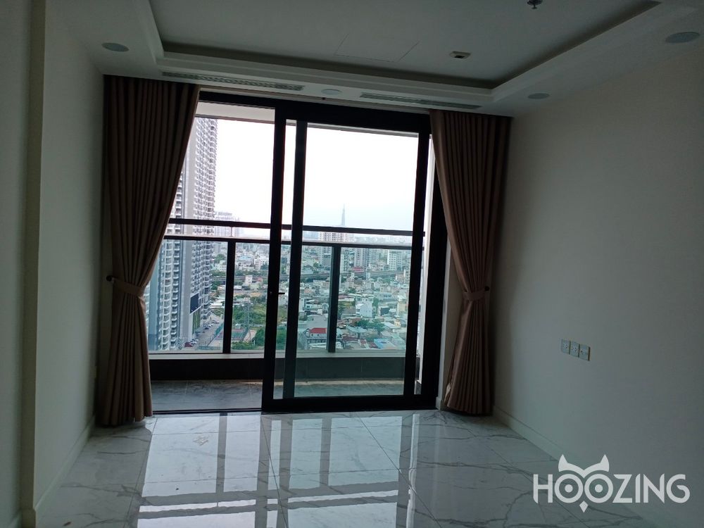 2 rooms Office in District 7, Vietnam No. 16448