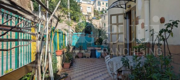 5 Schlafzimmer Haus in Bacoli, Italy, Nr. 376476 21