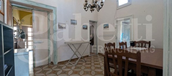 5 Schlafzimmer Haus in Bacoli, Italy, Nr. 376476 29