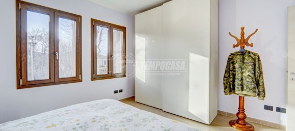 Apartamento T2 em Varano Borghi, Italy N.º 87715 14
