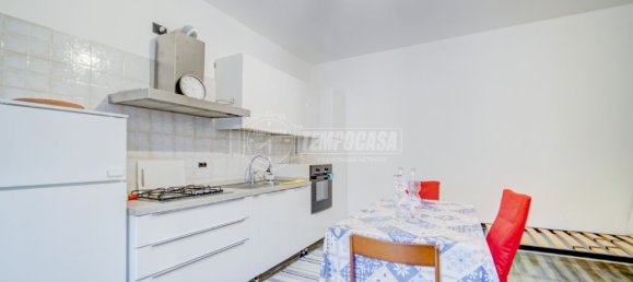 Apartamento T2 em Varano Borghi, Italy N.º 87715 15