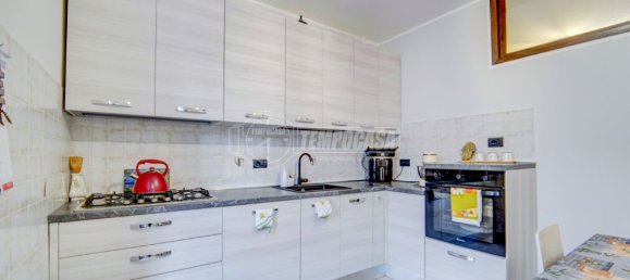 Apartamento T2 em Varano Borghi, Italy N.º 87715 2