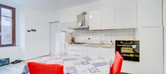 Apartamento T2 em Varano Borghi, Italy N.º 87715 16