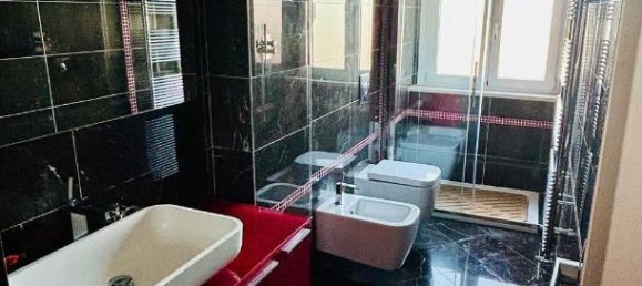 4 rooms Apartment in Livorno, Italy No. 232383 8