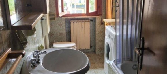 1 bedroom Apartment in Rovigo, Italy No. 351092 11