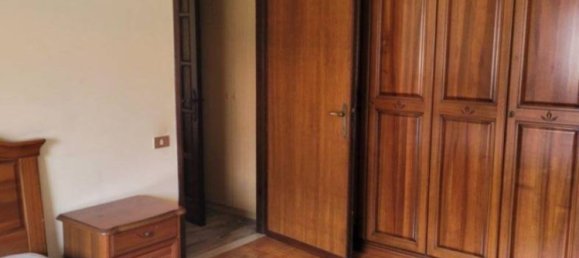1 bedroom Apartment in Rovigo, Italy No. 351092 9