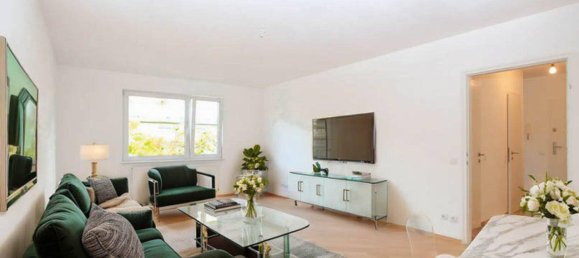 2 rooms Apartment in Josefstadt, Austria No. 224105 2