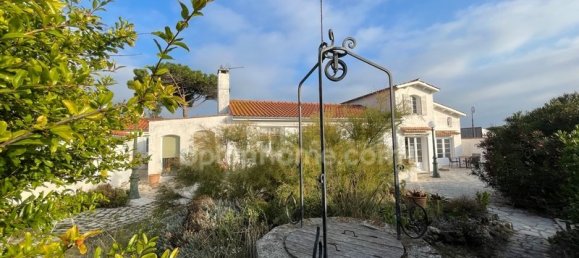 5 bedrooms Villa in Rivedoux-Plage, France No. 189804 9