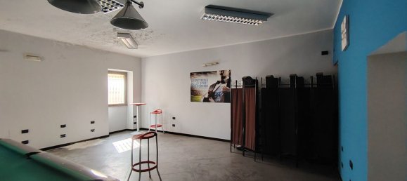 Escritório em Montelepre, Italy 136 m² N.º 266011 2
