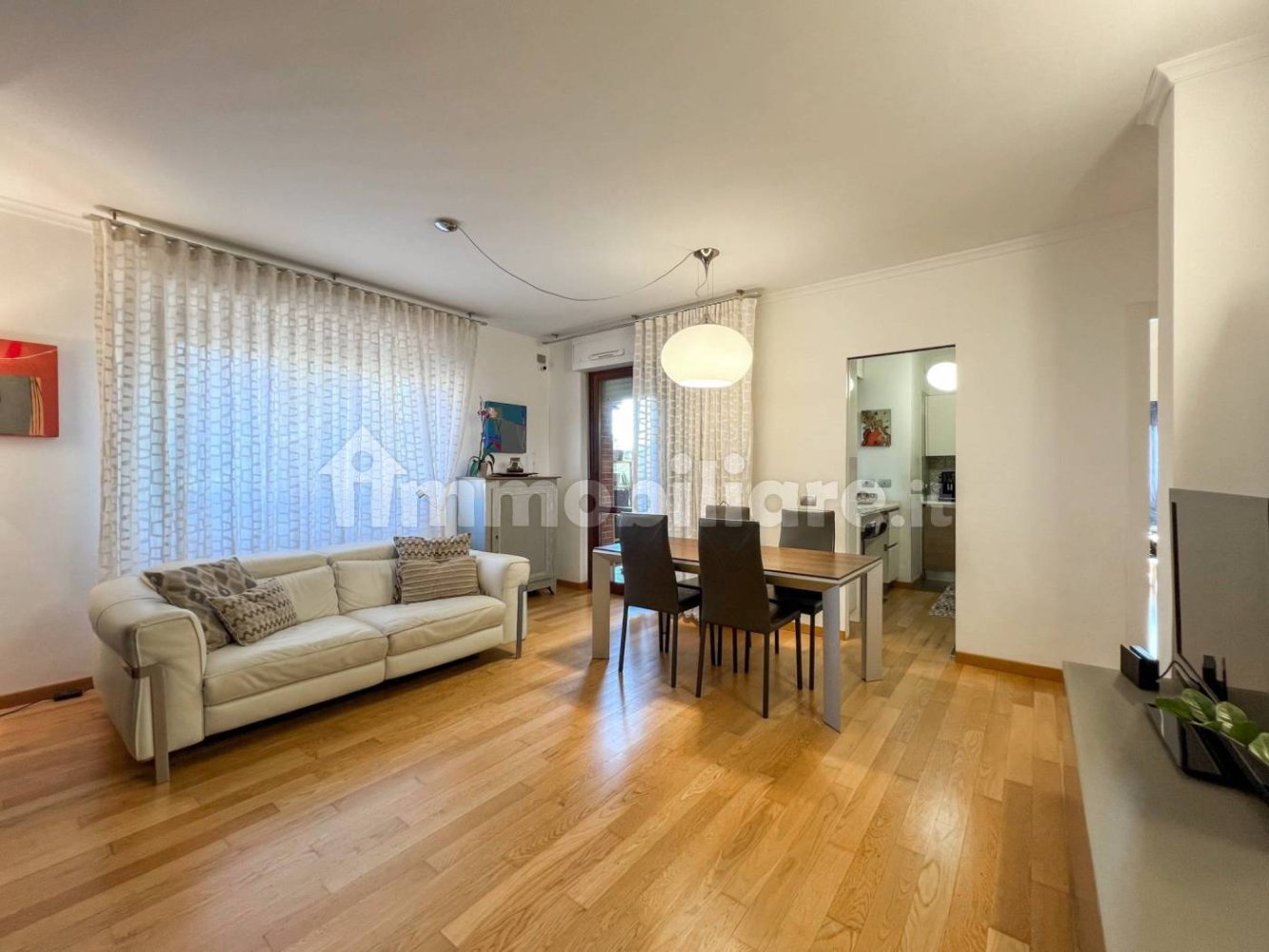 2 Schlafzimmer Wohnung in Rome, Italy, Nr. 33581