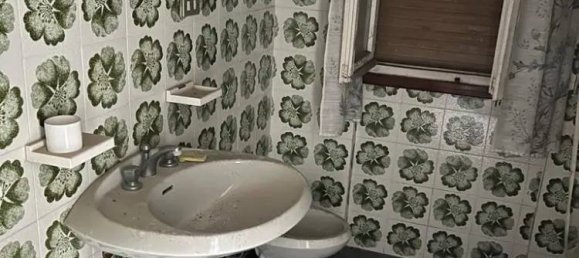 Casa de 9 habitaciónes en Alta Val Tidone, Italy No. 146458 10