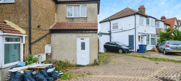 1 bedroom House in Harrow, United Kingdom No. 6398 12