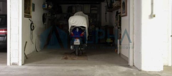 Гараж 21м² в Беллария Иджеа Марина, Италия № 155482 2