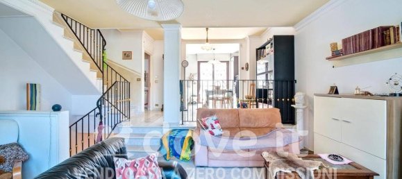 Дом с 3 спальнями в Пьоссаско, Италия № 375330 2