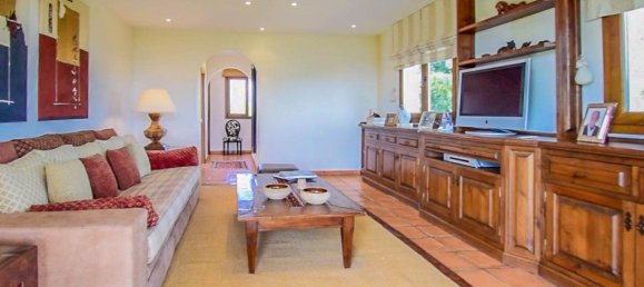 8 bedrooms House in Coin, Spain No. 76456 39