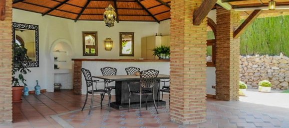 8 bedrooms House in Coin, Spain No. 76456 11