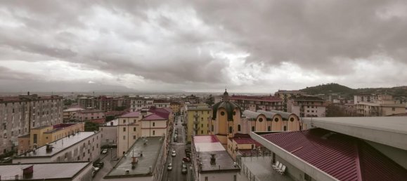 4-salle Appartement à Eboli, Italy No. 112993 3