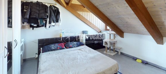 Apartamento de 5 dormitorios en Bruino, Italy No. 15362 2