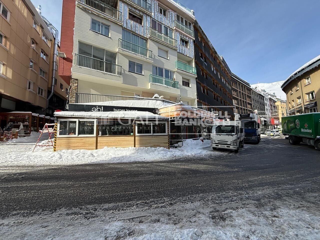 452m² Commercial property in Principado De Andorra (Ninguna Poblacion Tiene C.P.), Spain No. 294712