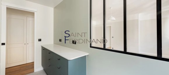 2 bedrooms Apartment in Paris, France No. 297994 9