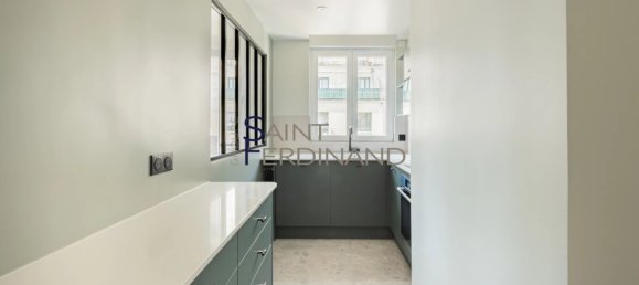 2 bedrooms Apartment in Paris, France No. 297994 2