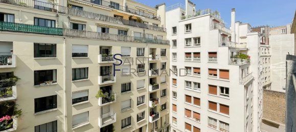 2 bedrooms Apartment in Paris, France No. 297994 16