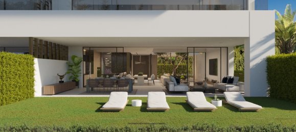 3 bedrooms Villa in Marbella, Spain No. 4667 2