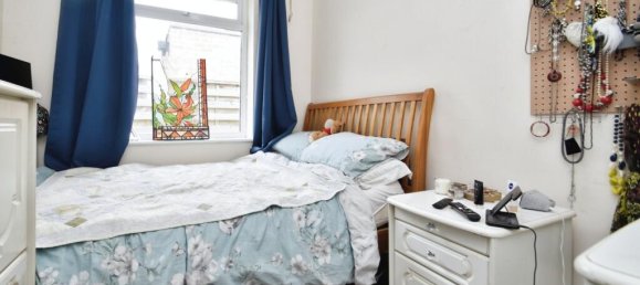 3 bedrooms Bungalow in Knaresborough, United Kingdom No. 2281 7